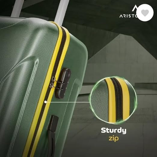 Slantz by Aristocrat – 66cm 8-Wheel Spinner Luggage with Combination Lock