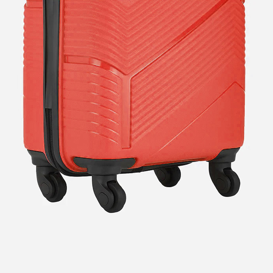 Safari Carter Hard Luggage With 4 Wheels - polypropylene