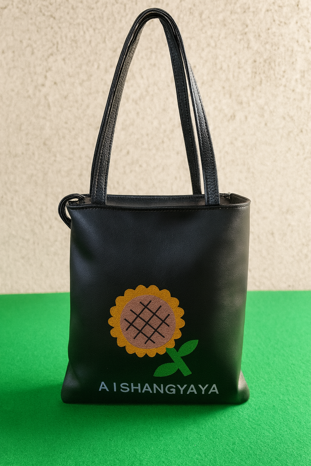 Women’s Printed Tote Bag – Stylish Everyday Carry