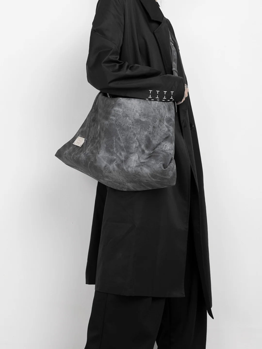 Grey Sling Bag – Minimal, Modern & Everyday Ready