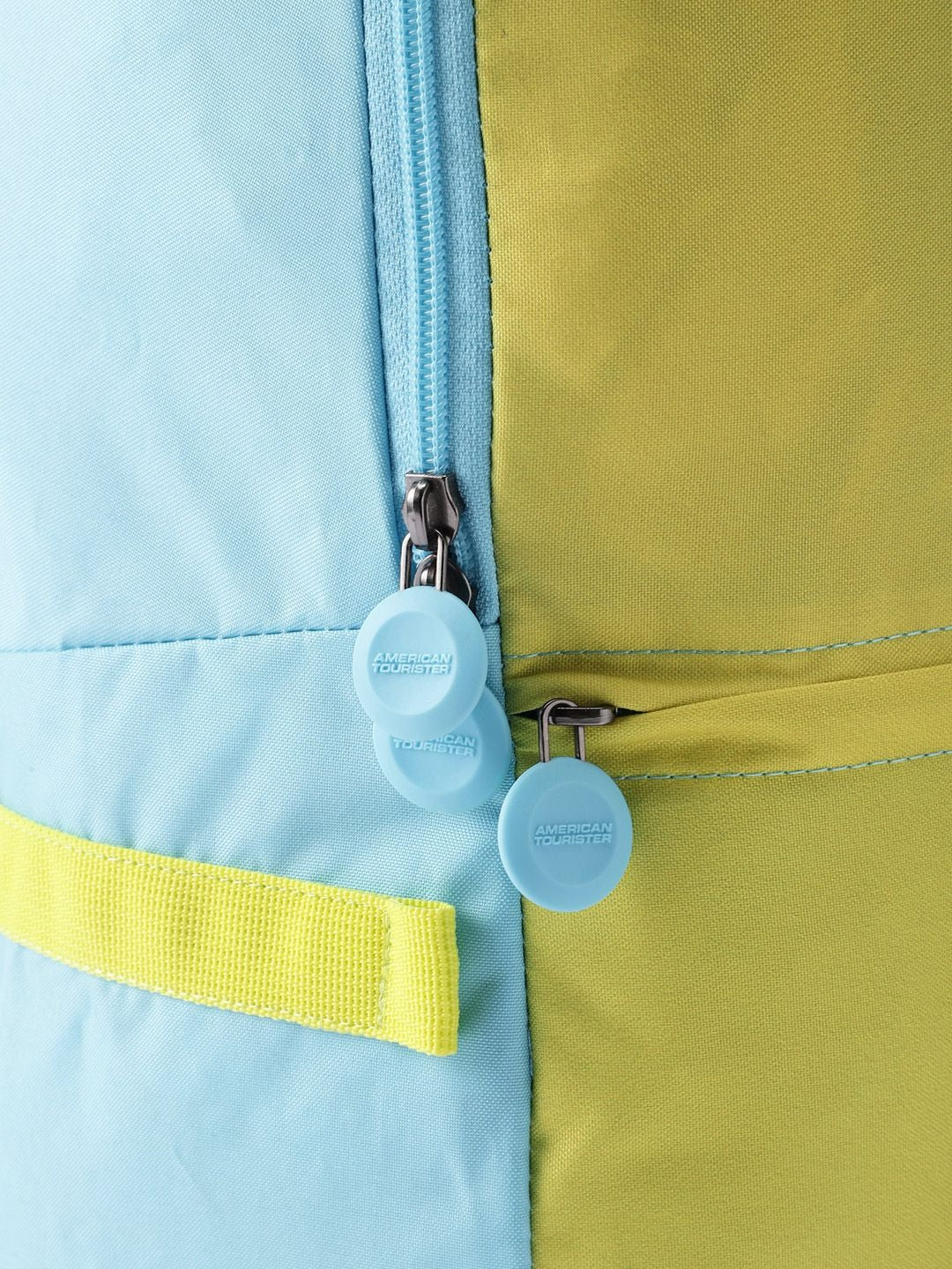 American Tourister Unisex Kids MOODLE 2.0 Colourblocked Applique Backpack